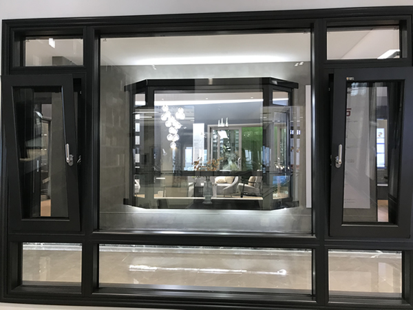 高效隔音門(mén)窗哪家好？為你推薦上市品牌伊盾門(mén)窗！英倫貴族2