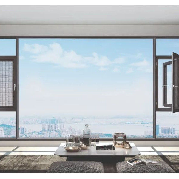 伊盾門(mén)窗【生活真美好】第一季 | 品質(zhì)居所、溫馨生活,是對(duì)美好的最佳詮釋