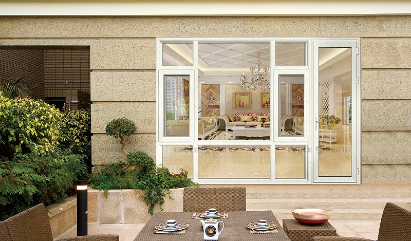 伊盾高效隔音門窗，達成你賺千萬的創業夢想！柏林時光平開窗-110mm 白橡木