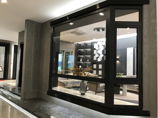 高效隔音門(mén)窗哪個(gè)品牌好？伊盾門(mén)窗怎么樣？佛羅倫薩4